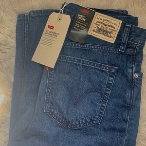Levi’s WellThread High Loose Jeans